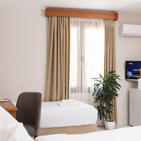 Homelike Guest House Kyrenia  Exterior photo